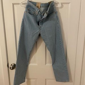 NEW Levi's Women's 501 Crop Jeans - Size 26 x26